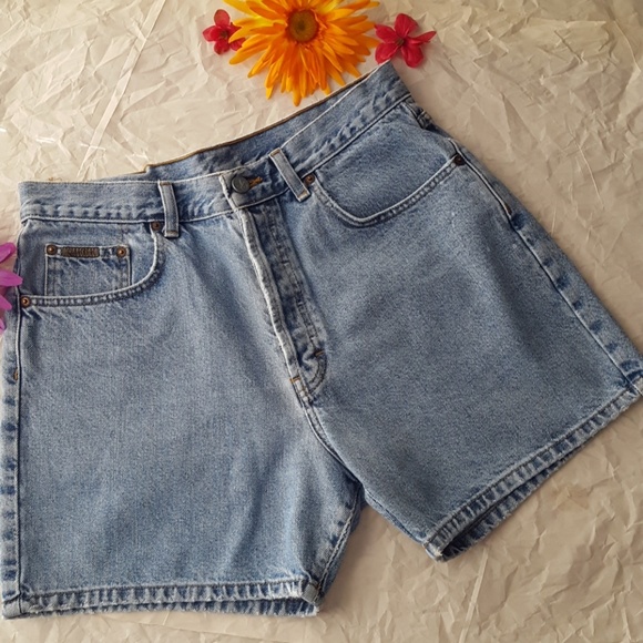 Calvin Klein Pants - Vintage CK high waist denim shorts sz. 11